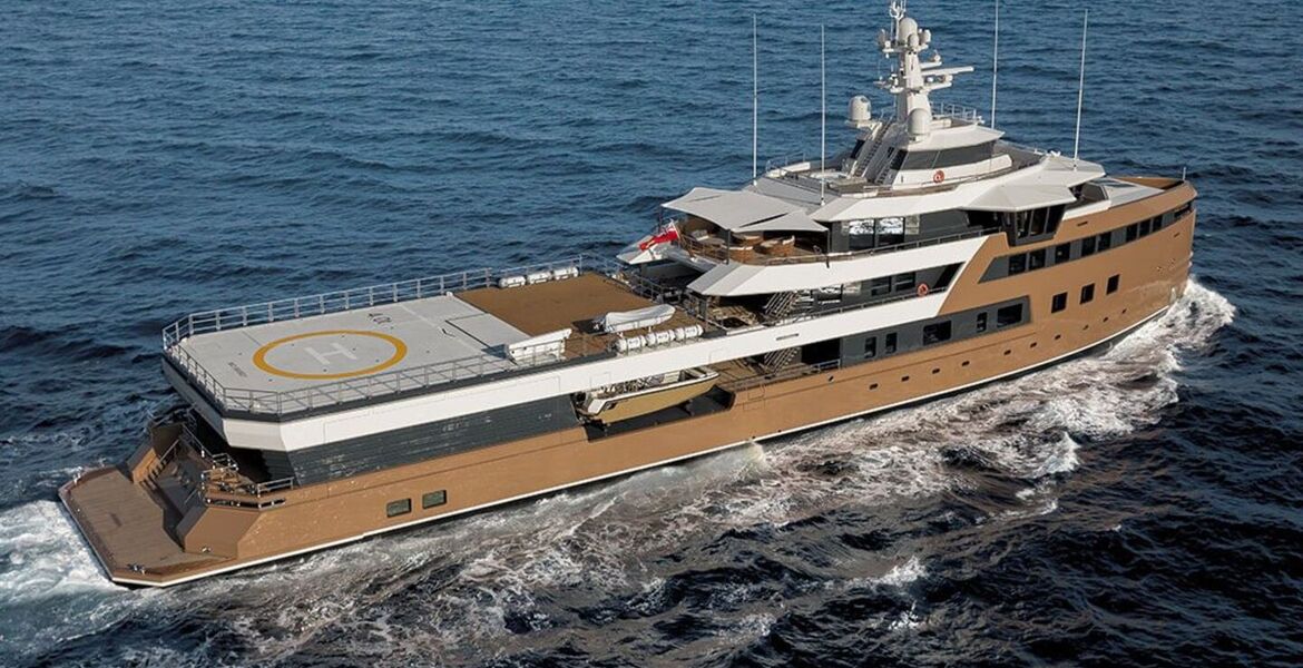 Luxury Expedition Yacht for Unforgettable Adventures