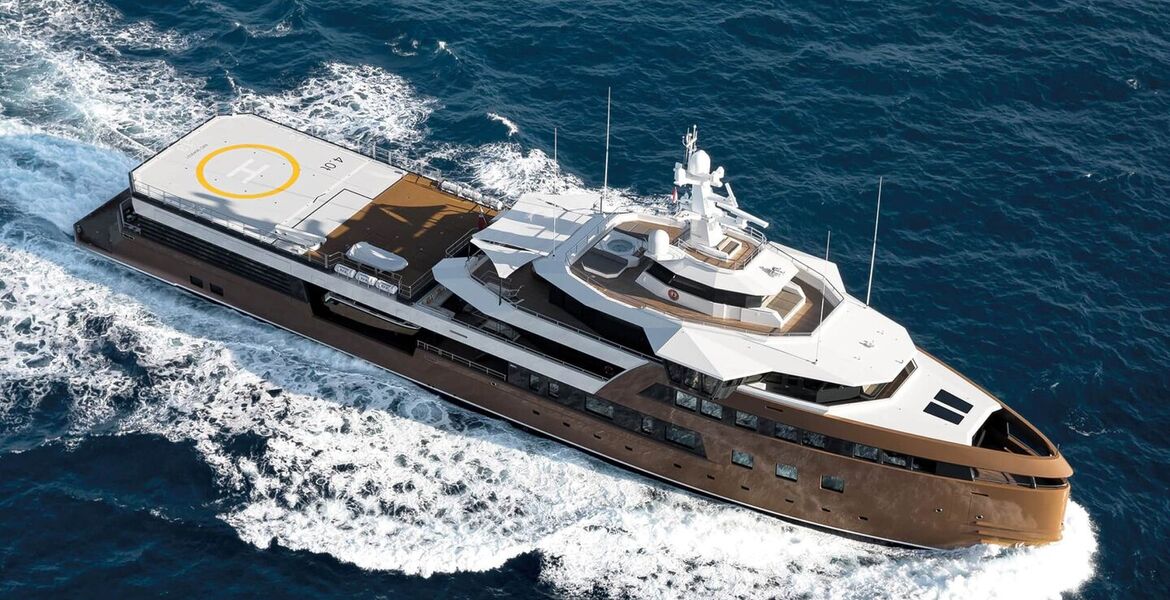 Luxury Expedition Yacht for Unforgettable Adventures